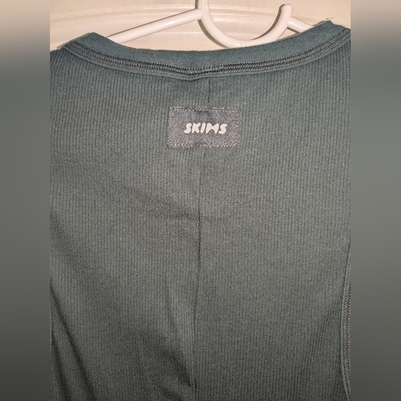 2. NWOT SKIMS COTTON RIB SLEEVELESS DRESS IN SPRUCE - Picture 8 of 8